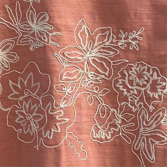 LOFT Women's Pink Embroidered A-Line Skirt Size 12 Casual - Picture 3 of 7